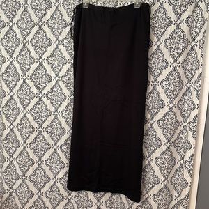 Jones NEW YORK black maxi knit skirt, new w/o tags